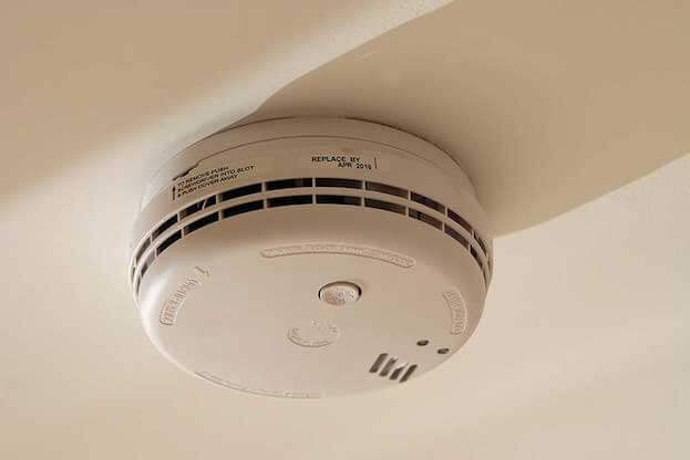 Fire Alarm Beeping | Stop Smoke Detector Beeping | Smoke ...