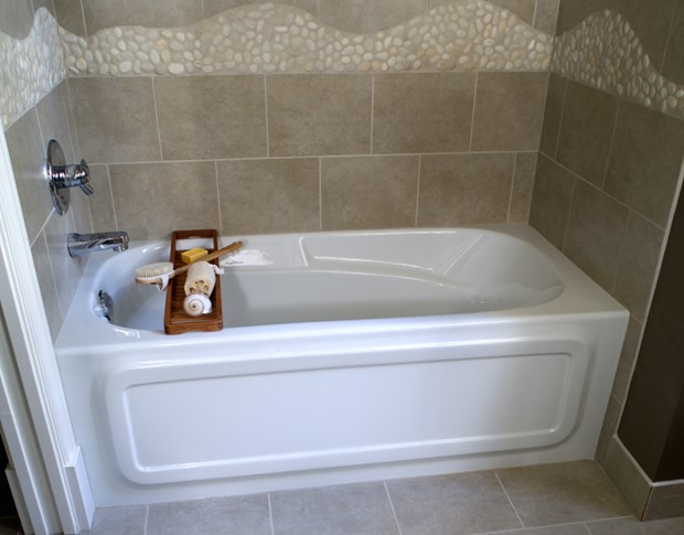 5 foot tub