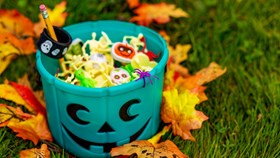 10 DIY Halloween Decorating Ideas